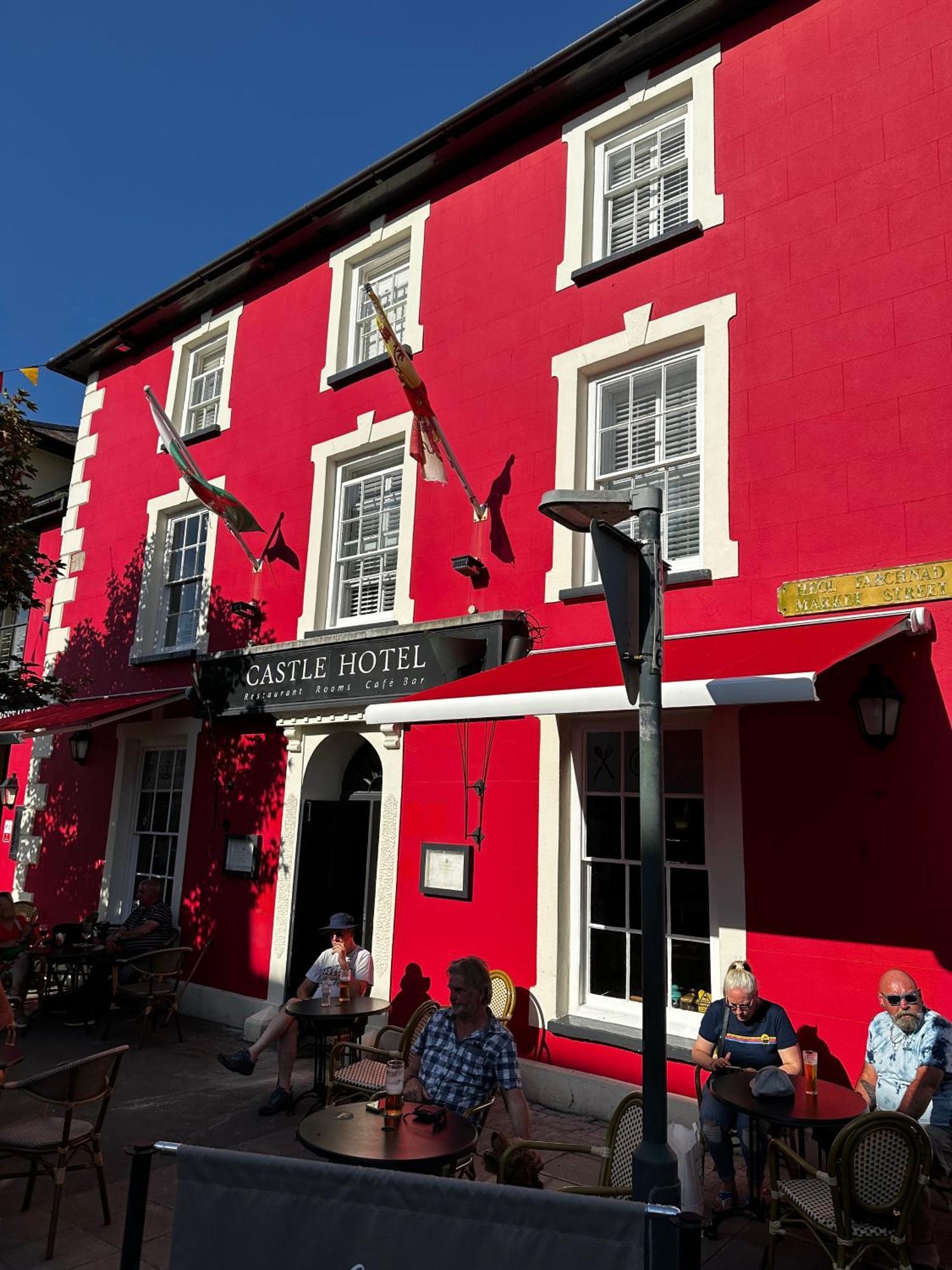 Castle Hotel Aberaeron Eksteriør billede