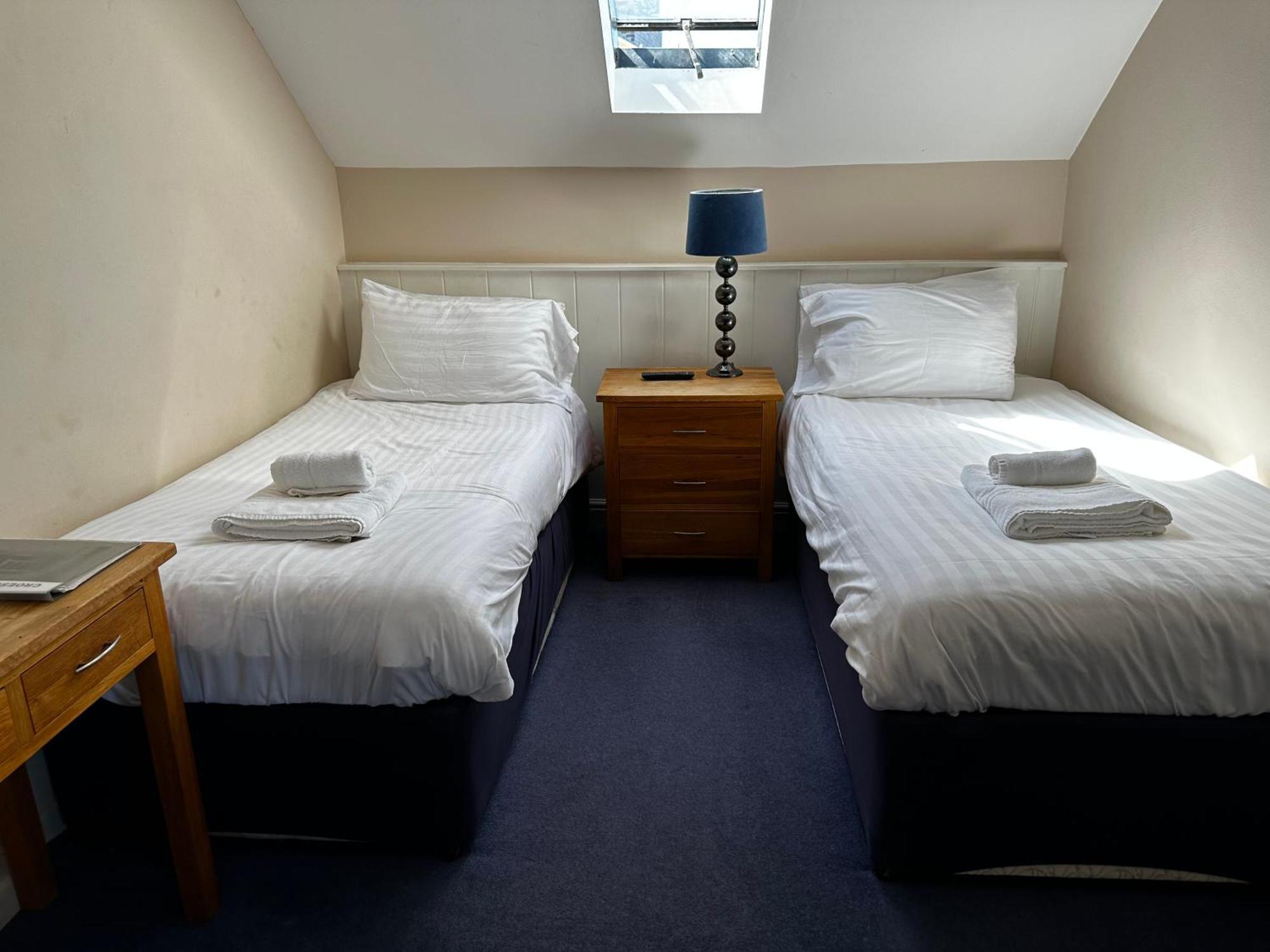 Castle Hotel Aberaeron Eksteriør billede