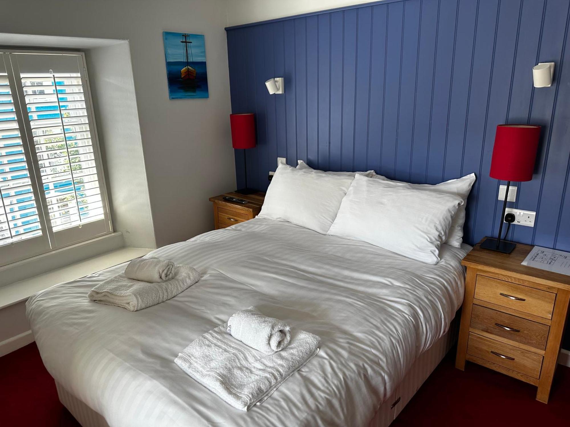 Castle Hotel Aberaeron Eksteriør billede